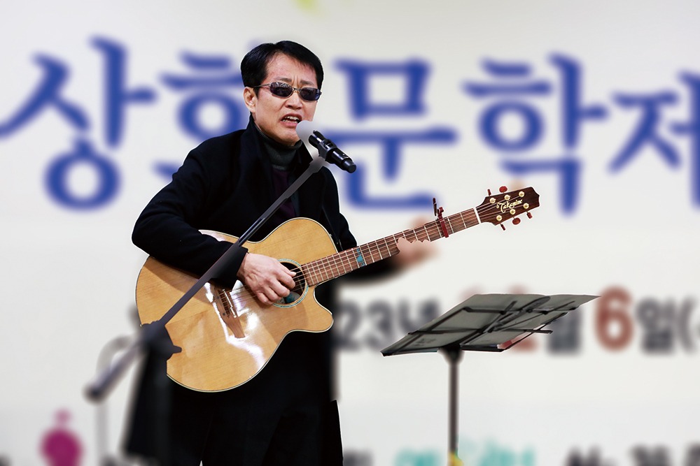 진우0-5-23상화문학제-1000.jpg
