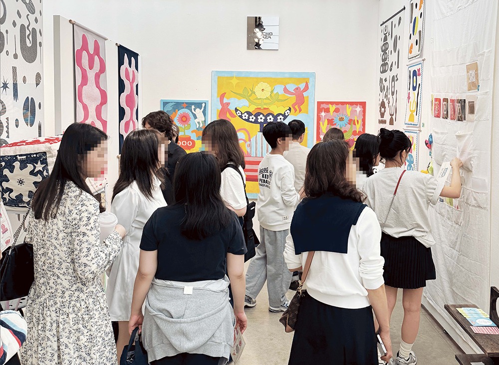 디자인아트페어 2024 전시장 전경.jpg