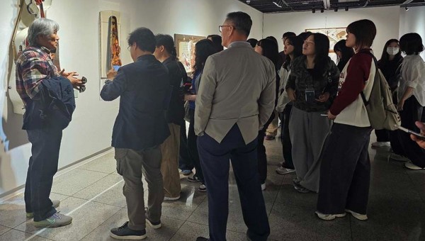 4.30  신영무 선생님,강의현,이산재,박헌종,이석현.jpg