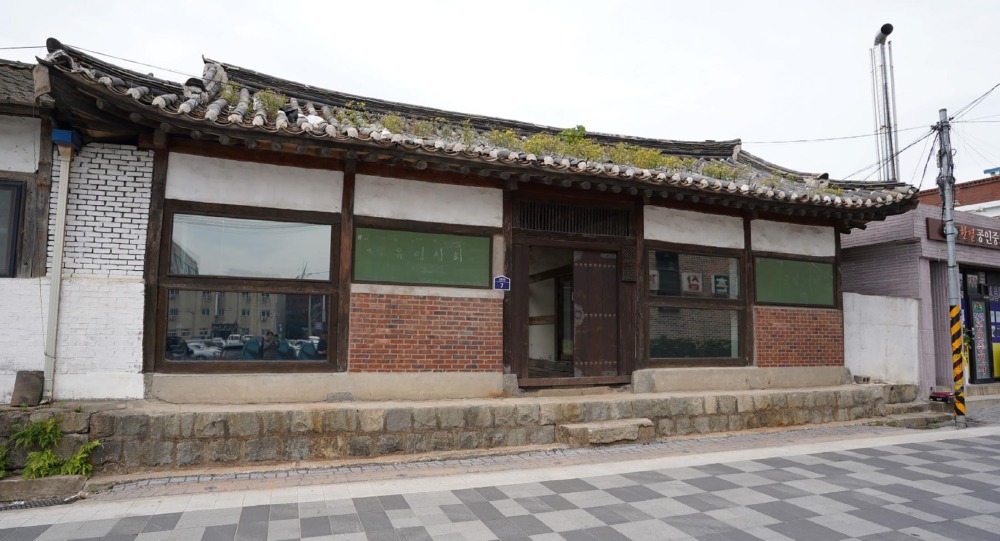 바깥채 전경(정면)-20.jpg