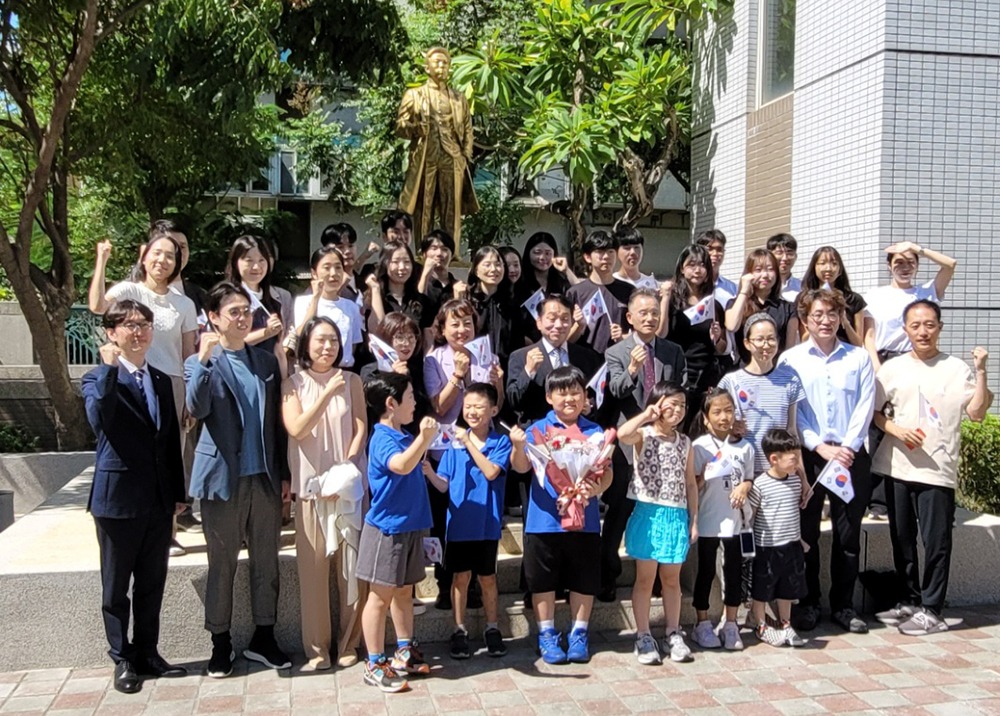 KakaoTalk_20251010_174142561-2.jpg