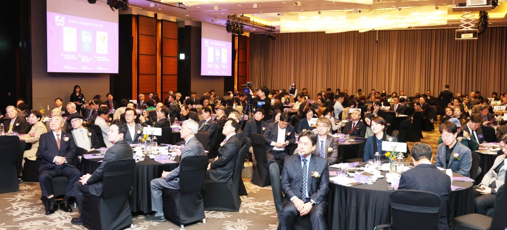 사진2_한국잡지협회는 10월 31일 콘래드서울에서 제60회 잡지의 날 기념식을 개최했다..jpg