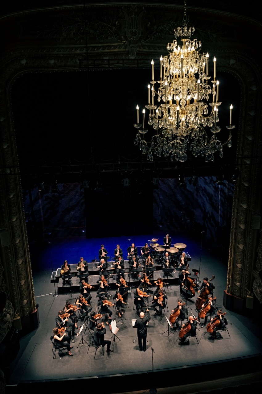 프랑스 오베르뉴론알프 국립 오케스트라 공연 사진.jpg